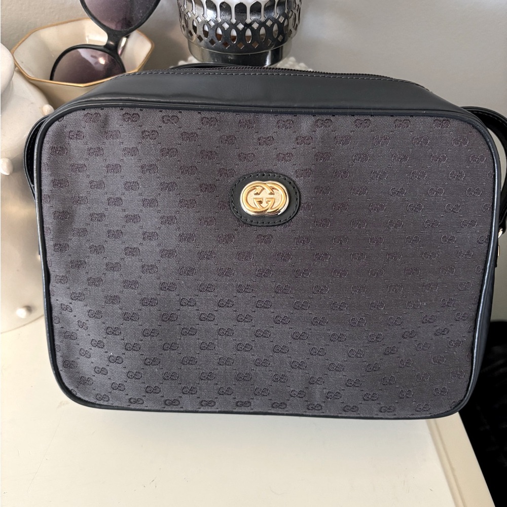 Vintage Gucci Accessory Line Micro GG Monogram Crossbody bag Coin Makeup Pouch - Picture 12 of 12